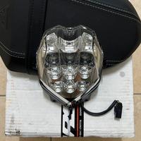 Faro posteriore Triumph Street Triple/Daytona