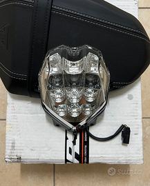 Faro posteriore Triumph Street Triple/Daytona