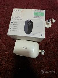 Arlo essential Xl