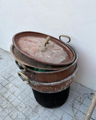 Pentole Antiche in Rame