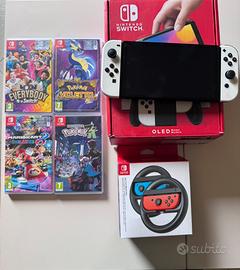 Nintendo Switch OLED bianca +4 giochi