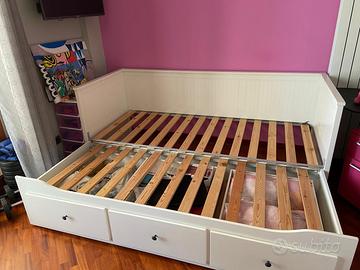 Letto divamo HEMNES