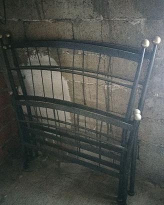 letti singoli in ferro 
