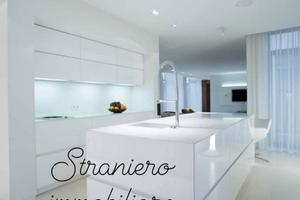 Barletta' appartamento con posto auto