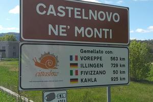 Posteggio mercato Castelnovo ne' Monti