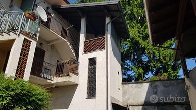 CASA SEMINDIPENDENTE A POMBIA