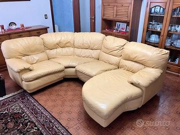 Divano ad angolo con penisola