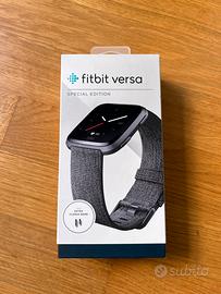 Fitbit Versa Special Edition