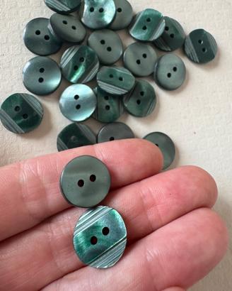 Bottoni vintage 23 pezzi bachelite