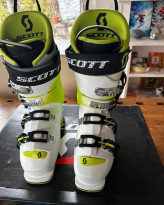 Scarponi come nuovi Scott