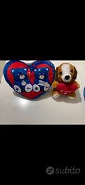 cuscino a forma di cuore e peluche “love”
