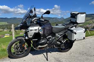 BMW GS 1300 Adventure Triple Black