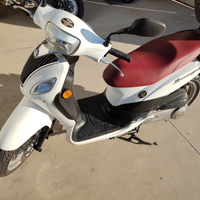 Sym Symphony 125 e Kymco agility 225