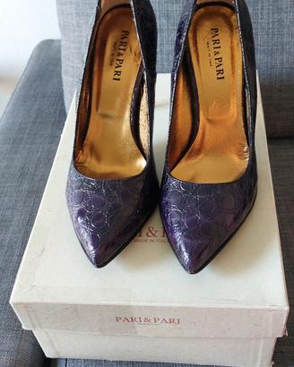 Scarpe viola effetto coccodrillo