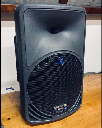 Impianto casse Mackie Srm 350 + mixer Mackie cfx12
