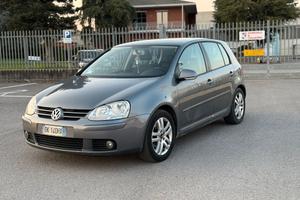 VOLKSWAGEN golf 5 1.6 bezina 