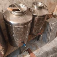 Bidoni in acciaio per olio 