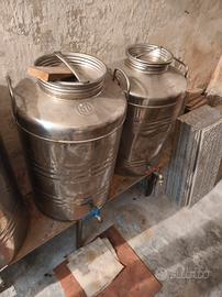 Bidoni in acciaio per olio 