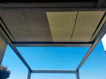 tenda con telecomando a pergola 