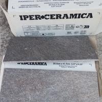 Piastrelle per pareti, effetto pietra e bianche
