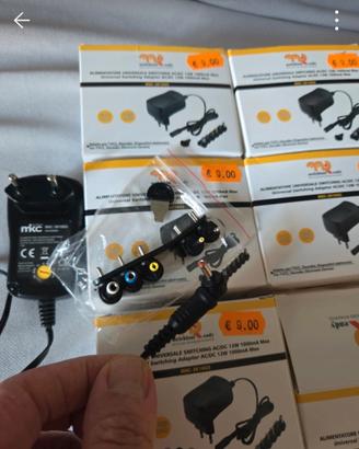  10 Alimentatori universale  switching   AC/DC  