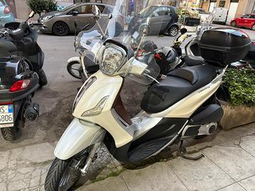 Beverly 300 I.E