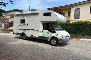 Chausson 23 ford transit 2.4 tkm 100 mila 6 posti