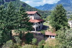 VILLA SINGOLA A DARFO BOARIO TERME