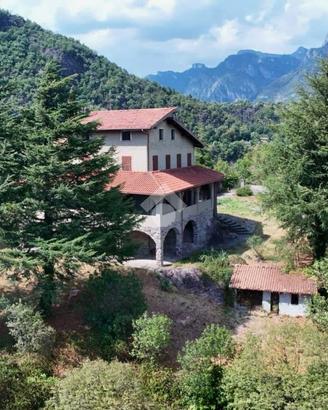 VILLA SINGOLA A DARFO BOARIO TERME
