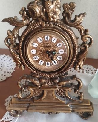 Orologio in ottone a molla