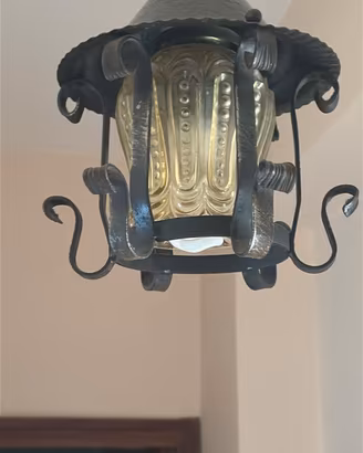 lampadario in ferro battuto