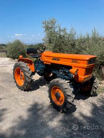 Trattore Fiat 300 dt