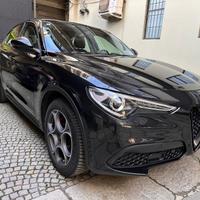 Alfa Romeo Stelvio 2.2 Turbodiesel *PADDLE F1* Q4