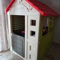 Casetta giochi per bambini con cucina e accessori