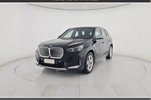 BMW iX1 eDrive 20 X-Line