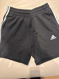 Pantaloncini adidas