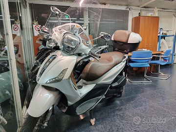 Piaggio Beverly 300