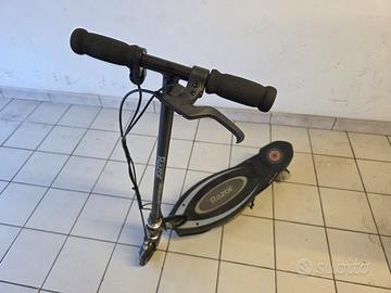 monopattino elettrico