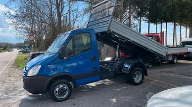 Iveco daily 35c10 ribaltabile trilaterale 2009