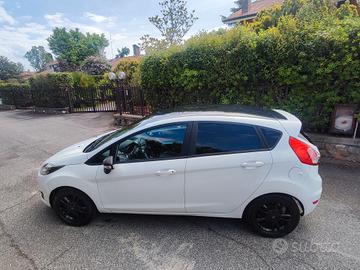 Ford Fiesta 1.0 100CV AUTOMATICA Black & White Edi