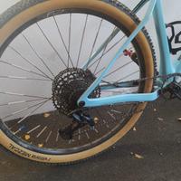 Bicicletta Rockrider 740