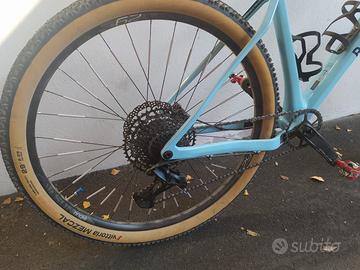 Bicicletta Rockrider 740