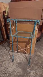 Carrello porta TV in ferro battuto e vetro