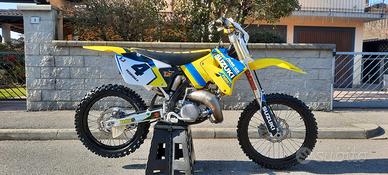 suzuki rm 125valenti restaurata