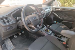 Ford Focus  ST LINE berlina