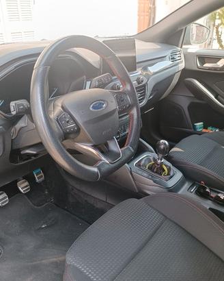Ford Focus  ST LINE berlina