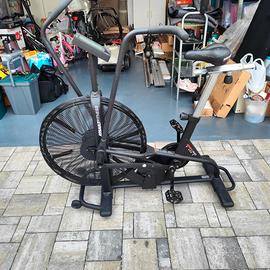 Attrezzo cardio ASSAULT BIKE