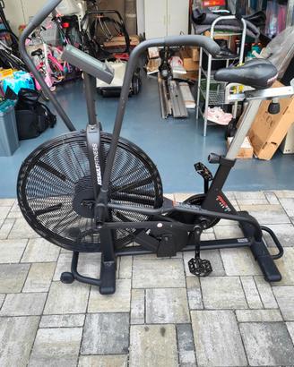 Attrezzo cardio ASSAULT BIKE