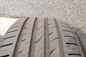 penumatici roadstone 195 50 R15
