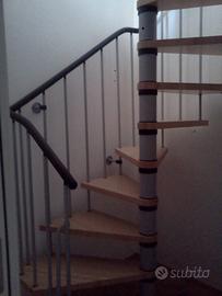 Scala a chiocciola, marca Albini&Fontanot